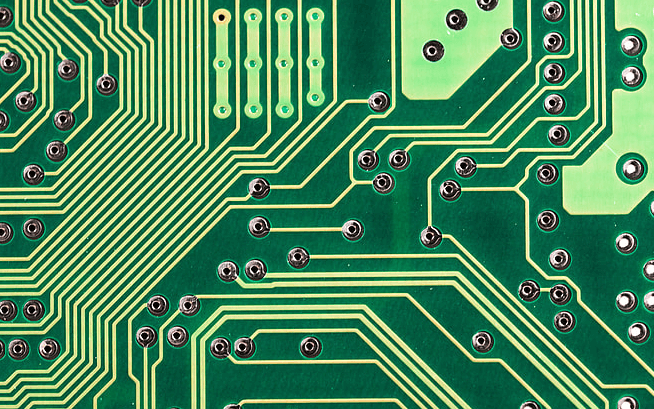 7404 Integrated Circuit(IC)