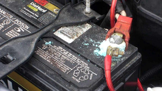 Effective and Safe Techniques for Cleaning Car Battery Corrosion