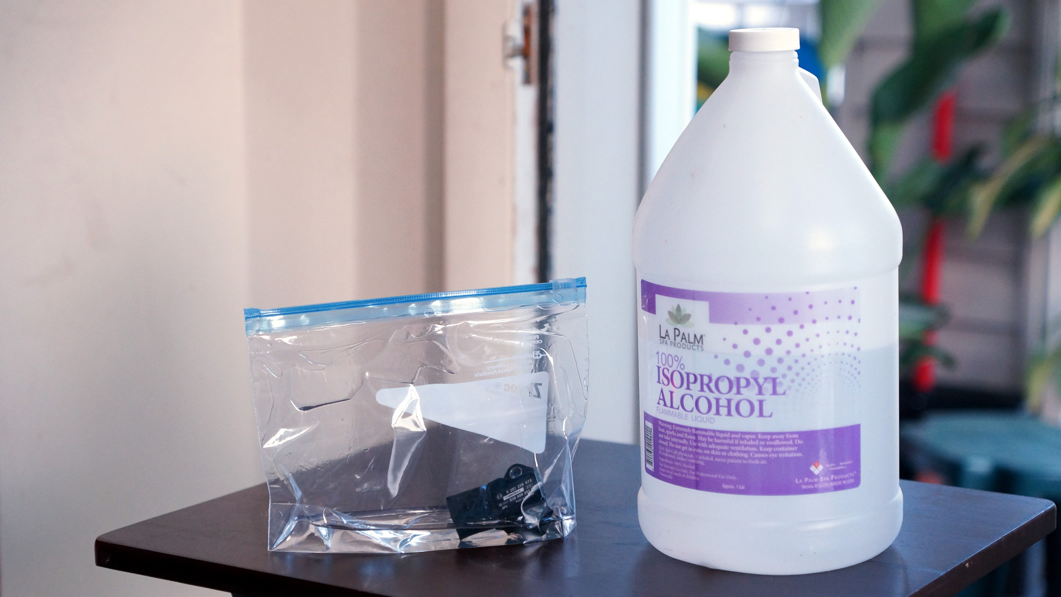 sopropyl Alcohol for Cleaning a MA