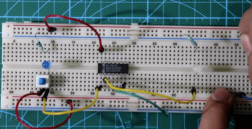 Applications of the 7404 Hex Inverter